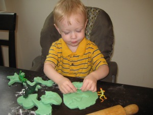 Lots of fun with "Playdoh-aydoh" recently. Cookie cutter shapes and animal prints.